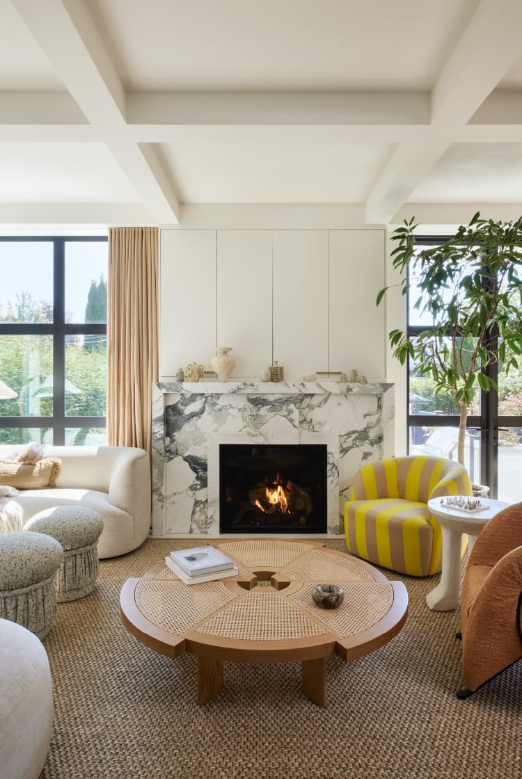 Discover the warmth of the G House project by Gillian Segal Design, top interior design company in Vancouver.