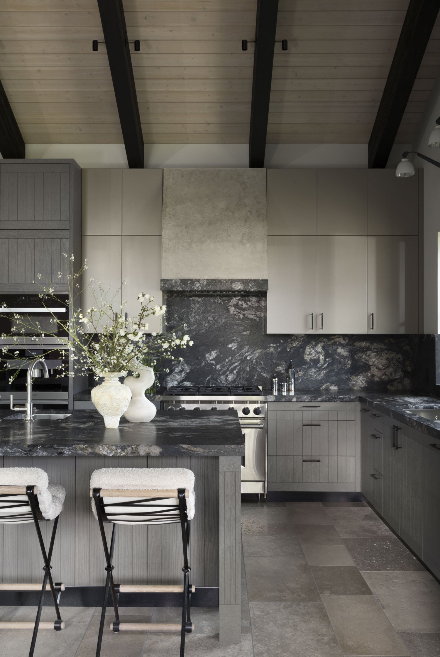 Gillian Segal - Luxury Kitchen - Black and White - Nicklaus North Project